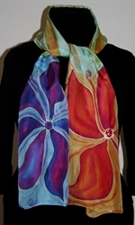 Silk Shawl with Two Big Flowers and a Sun of Leaves - photo 3