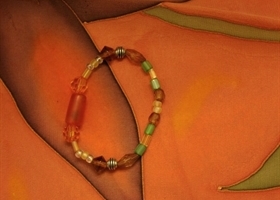 Scarf Accessory for a silk scarf in brick, green and orange tones - photo 3	 